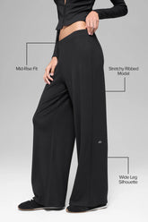 Mid-Rise Dreamlight Straight Pant - Black