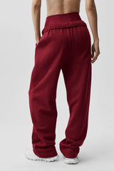 Accolade Straight Leg Sweatpant - Summer Romance Red