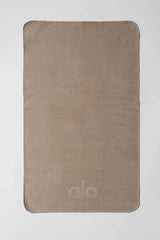 Performance No Sweat Hand Towel - Gravel