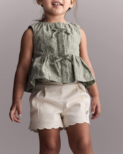 Toddler Girl Floral Scalloped Shorts - Cream