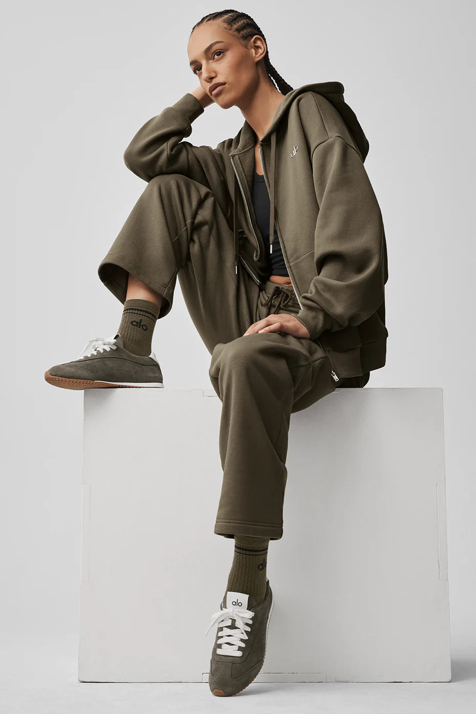 ALO Sunset Sneaker - Olive Tree